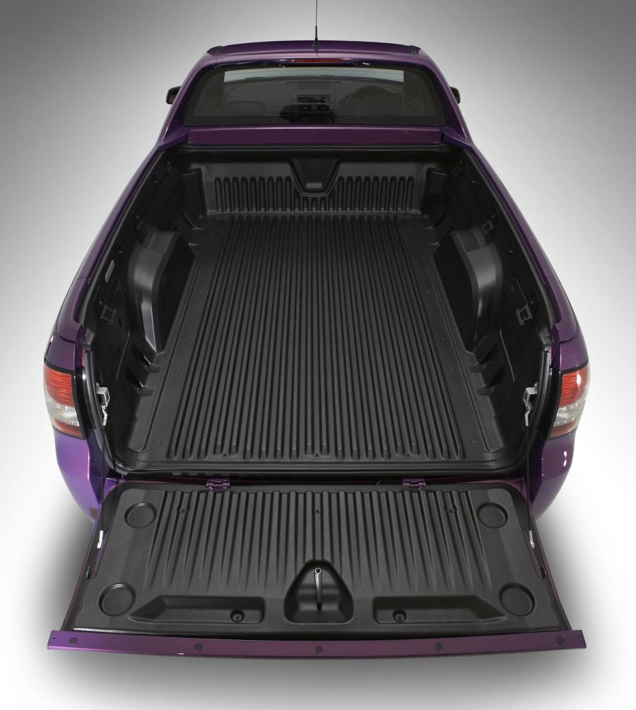  Holden Commodore VE SS V Ute 2007 года  (фото 27 из 101)